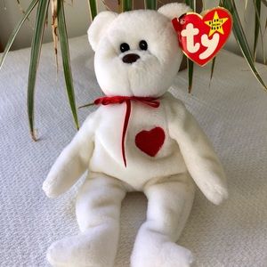 🌿 Valentino Beanie Baby